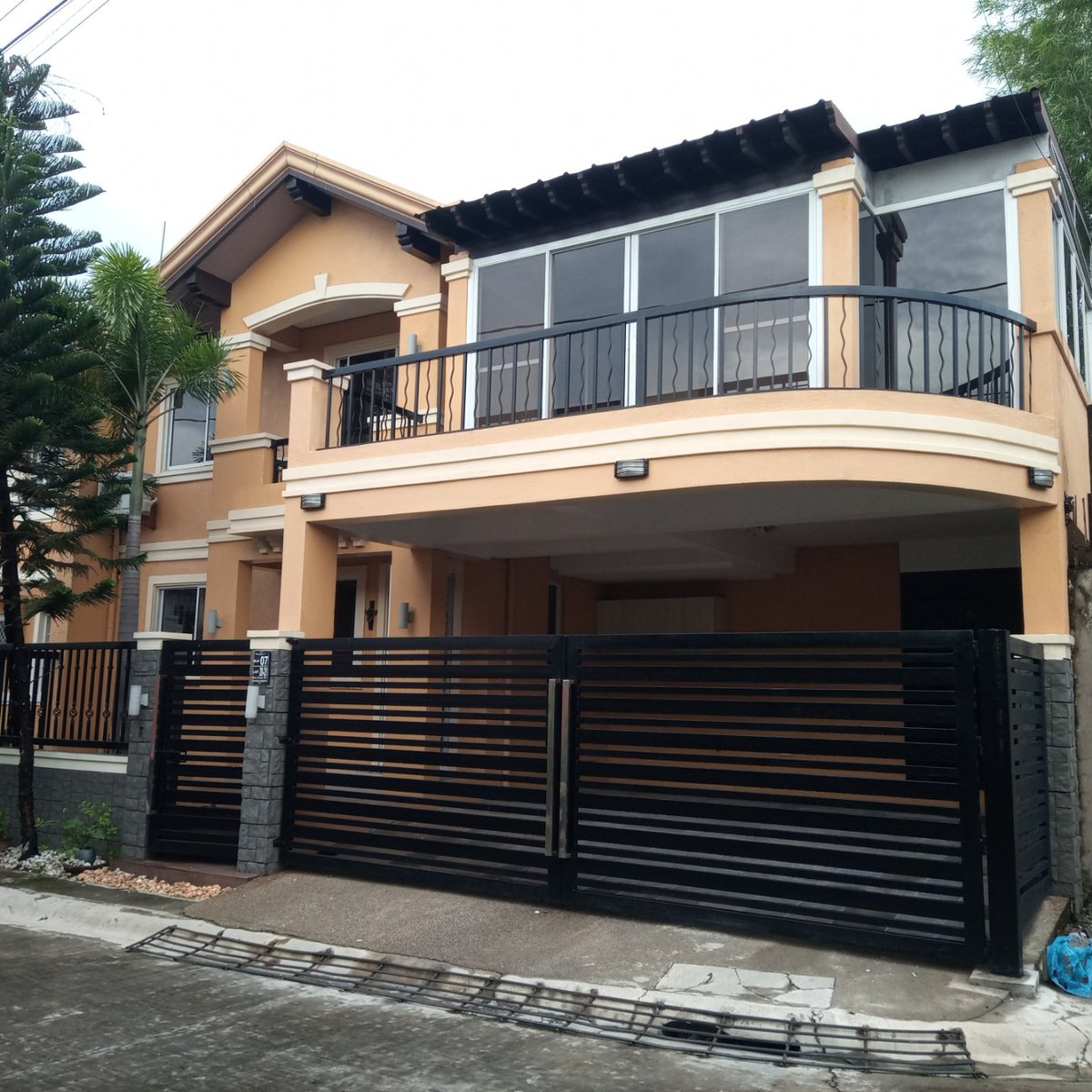 Refurbished house for sale at Camella Cerritos Heights Daang hari