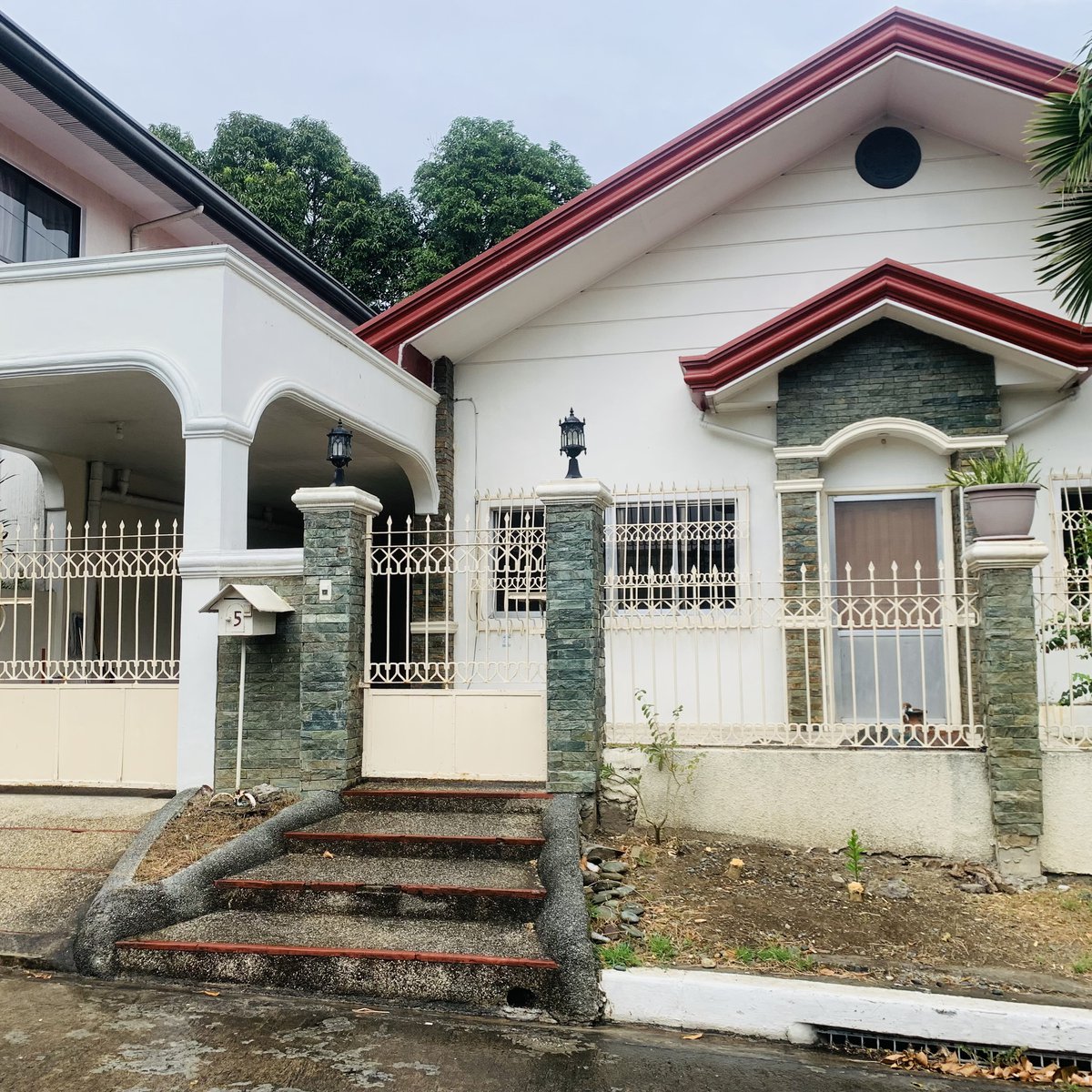 Bungalow in Tahanan Village for rent Sampaguita [House and Lot 🏘️