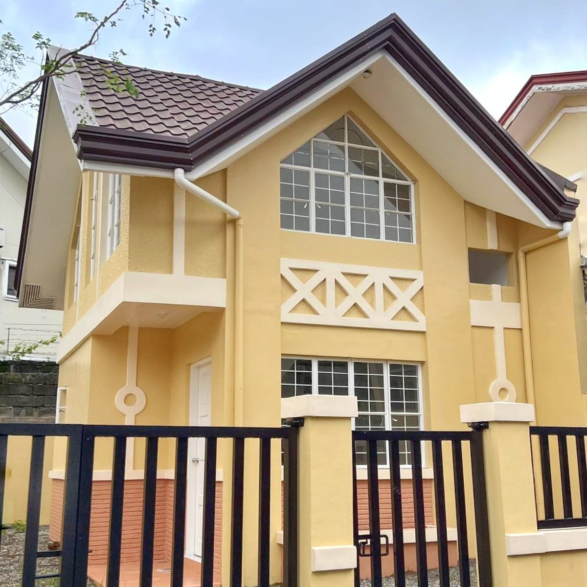 2 BEDROOM RFO HOUSE AND LOT FOR SALE IN WOODROW HILLS, ANTIPOLO RIZAL