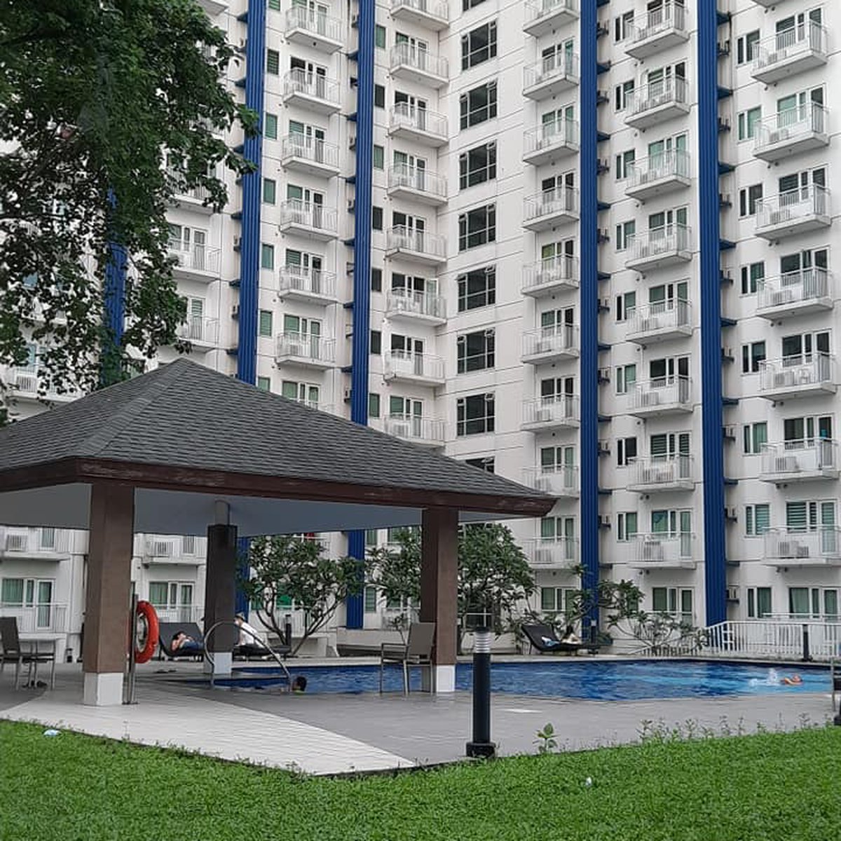 Foreclosed Condo in Quezon City Grass Residences Studio SM North Edsa