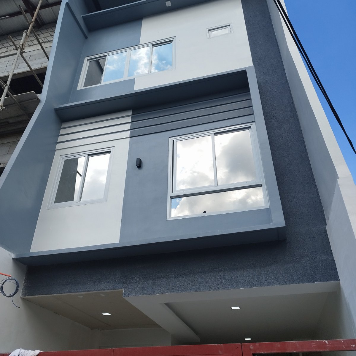 3 Storey Townhouse in Tandang Sora PH2848 [House and Lot 🏘️] (February ...