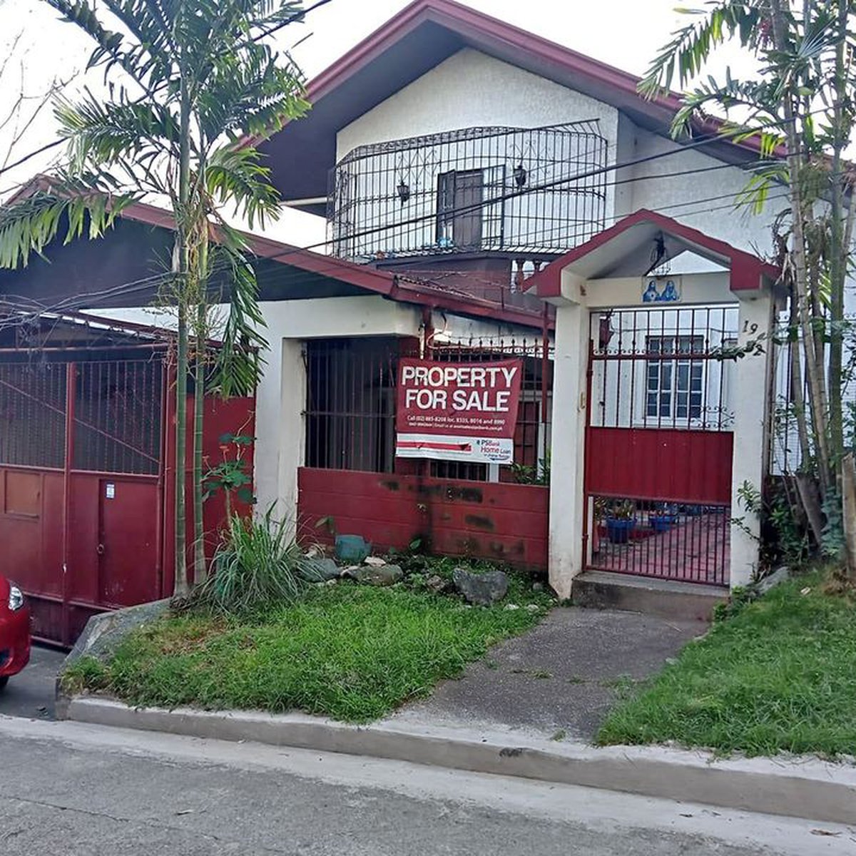 HOUSE FOR SALE IN SUNNYSIDE HEIGHTS SUBD BATASAN HILLS, QUEZON CITY