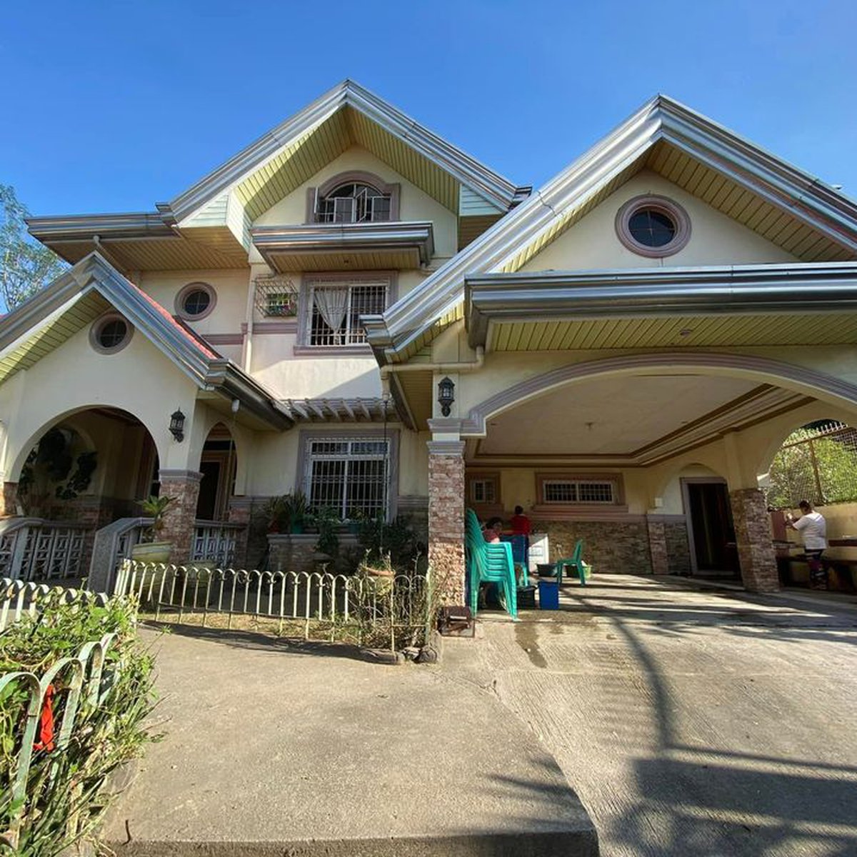 OLD HOUSE FOR SALE IN FAMILYVILLE LUBAO PAMPANGA [House and Lot 🏘️