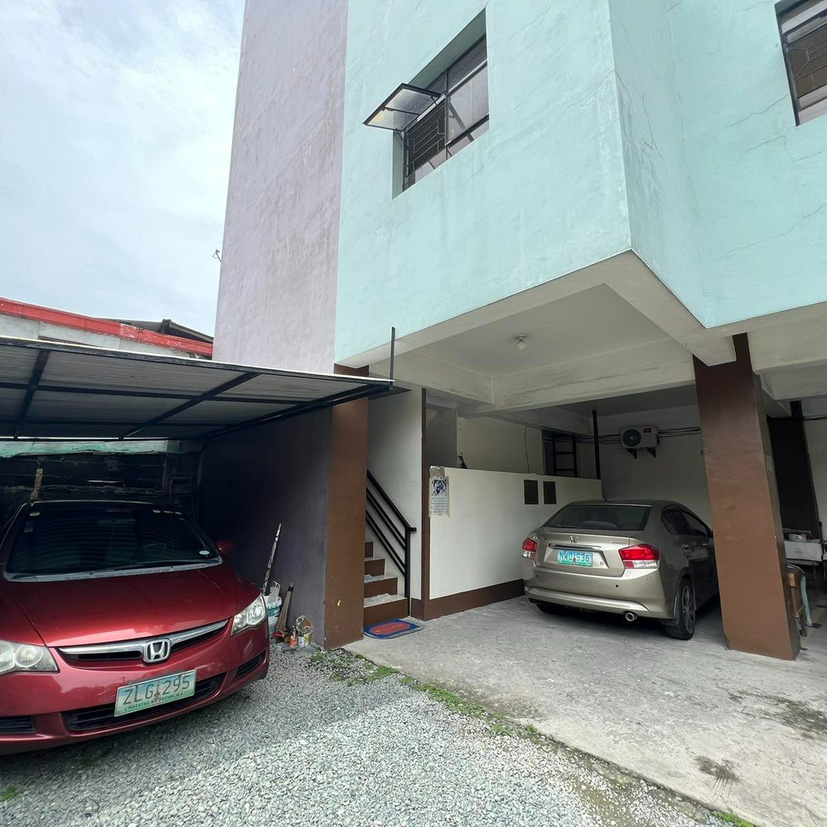 FOUR STOREY APARTMENT TYPE BUILDING WITH ROOFDECK IN WEST REMBO MAKATI