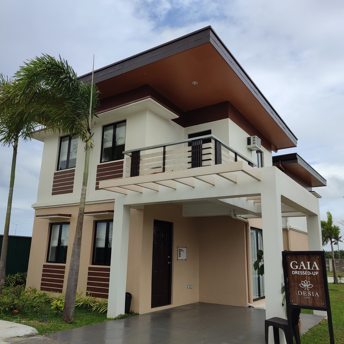 Single Detached House For Sale in Lipa City Batangas