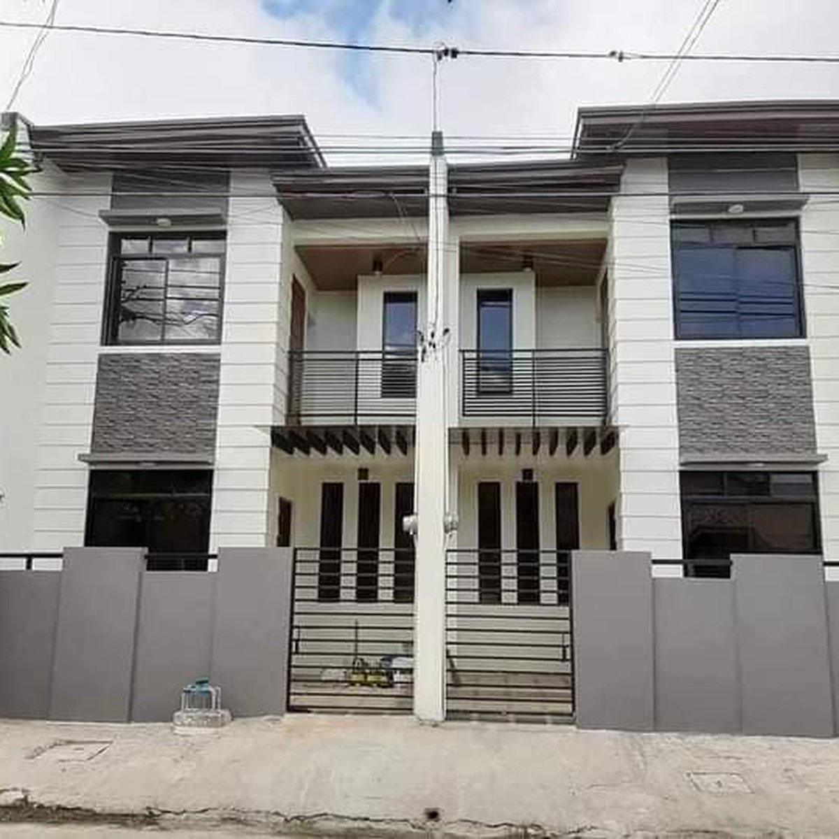 READY FOR OCCUPANCY Duplex For Sale in ROBINSON HOME EAST Antipolo