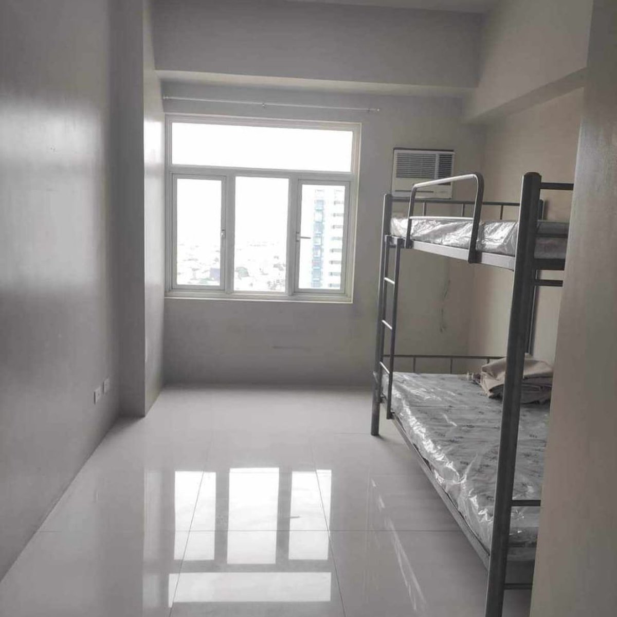 For Rent Studio Unit Near La Salle Vito Cruz, Manila [Condo 🏙️] (August