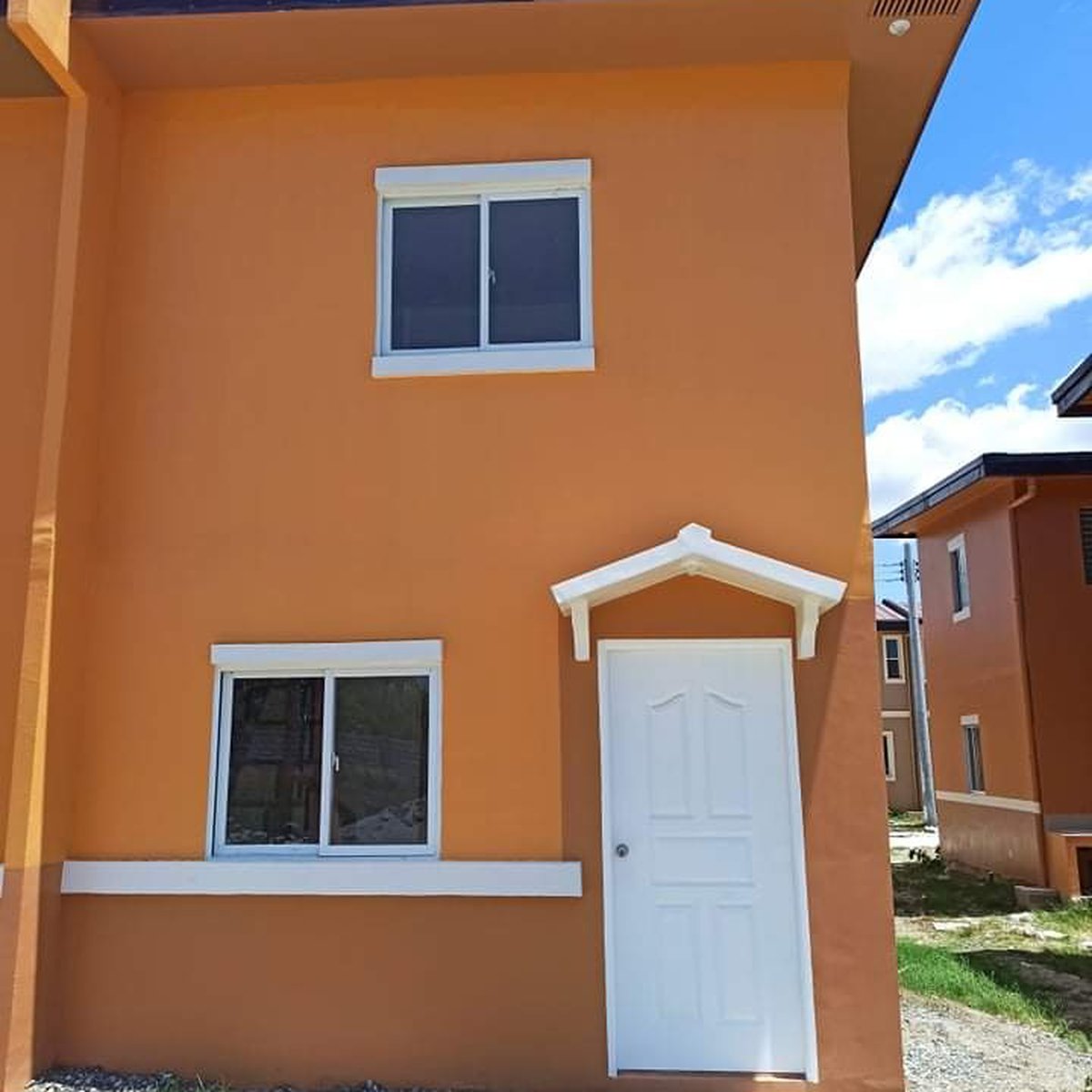 AFFORDABLE HOUSE AND LOT FOR OFW IN LESSANDRA STA ROSA NUEVA ECIJA