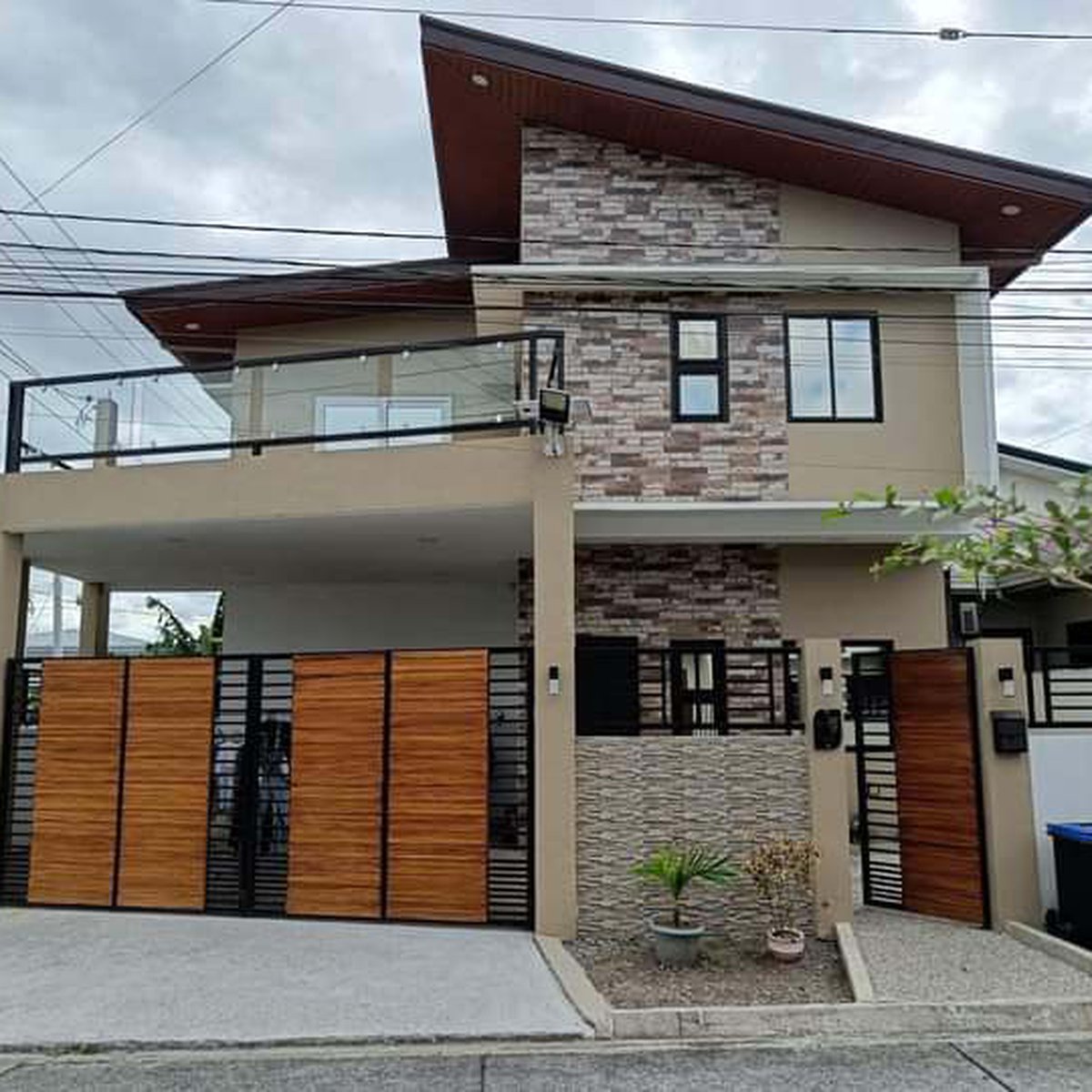 4-bedroom House For Sale in Town and Country Homes, Telebastagan, San ...