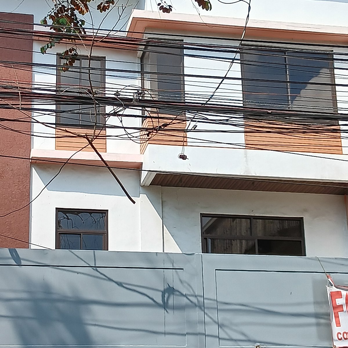 6-bedroom Single Detached House For Sale in Quezon City / QC