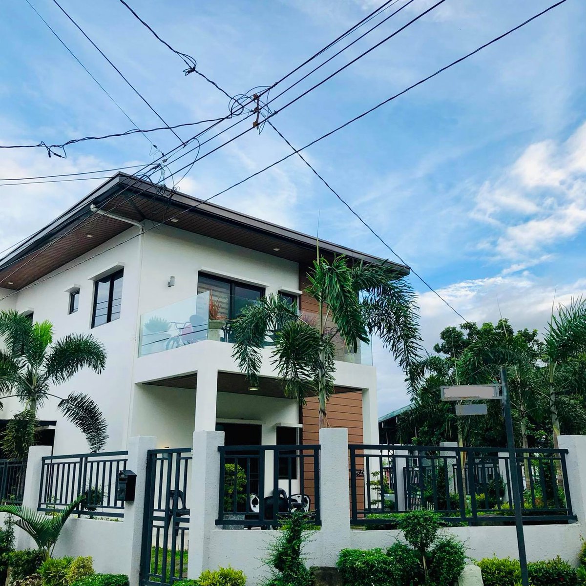 4-bedroom Furnished Single Detached House for Sale in Angeles Pampanga
