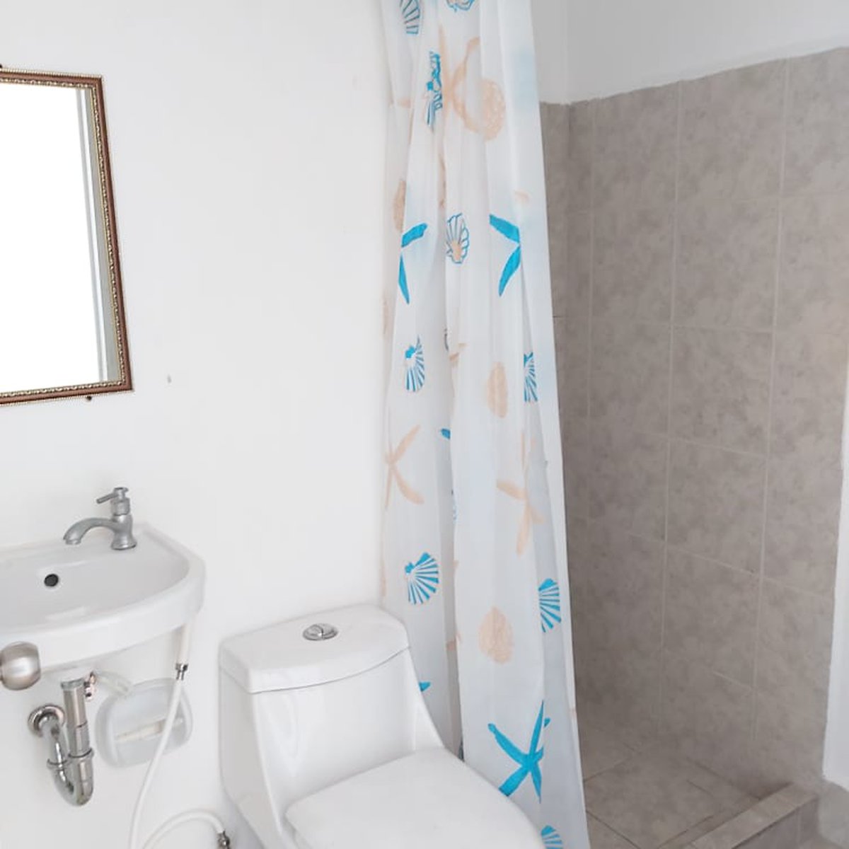 Studio Unit for Rent in Amaia Skies Avenida Sta Cruz Manila [Condo 🏙️