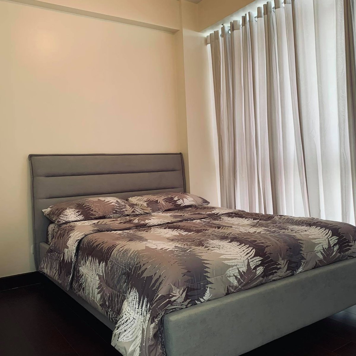 2 Bedroom Loft Unit for Rent in Twin Oaks Place Mandaluyong City [Condo