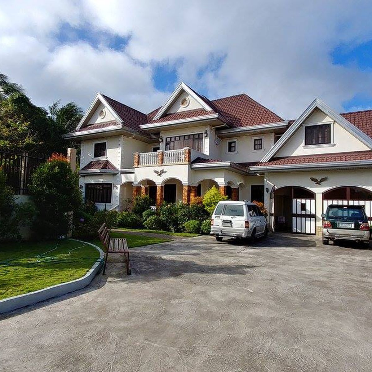 Mansion House for Sale in Amadeo Cavite Fully Furnished [House and Lot