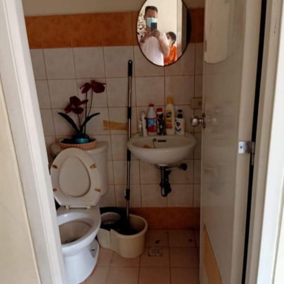 Studio Unit for Sale in Manila Residences Malate Manila [House and Lot