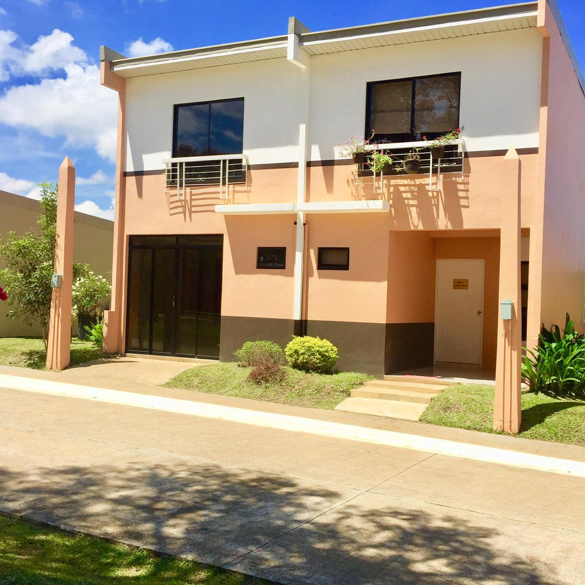 2bedroom Duplex / Twin House For Sale in Manolo Fortich Bukidnon