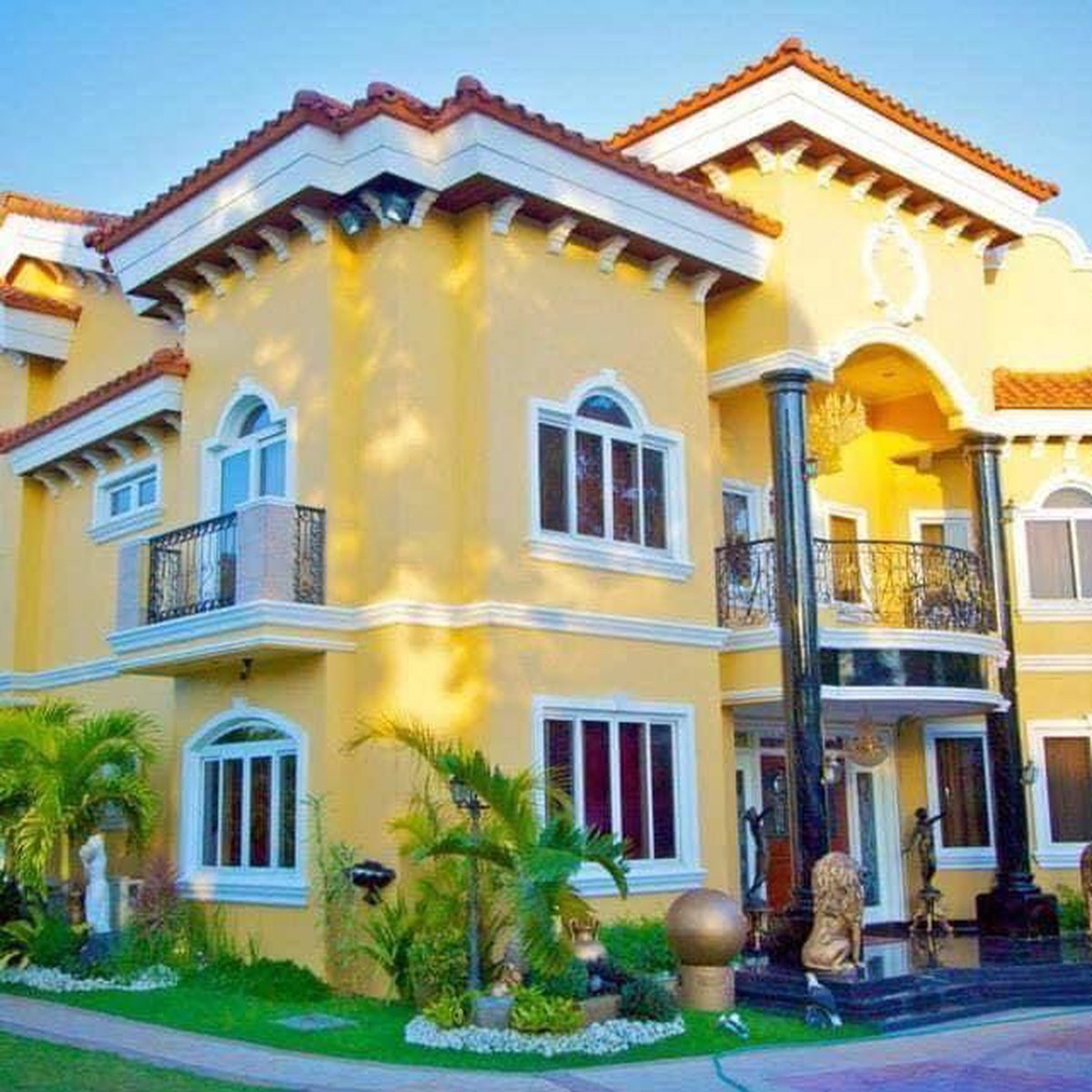 House For Sale Loyola Grand Villas Quezon City Mansion [House and Lot 🏘