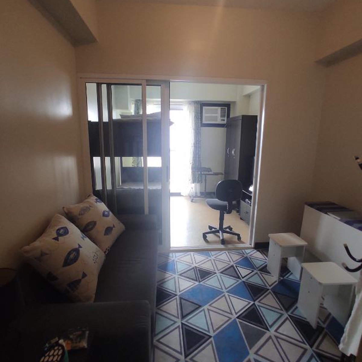 1 Bedroom Fully Furnished in Sheridan Towers, Sheridan St. Pasig City