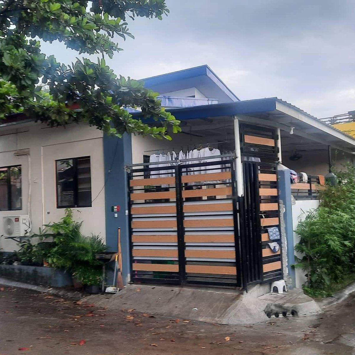 2bedroom Townhouse For Sale in Rodriguez (Montalban) Rizal [House and