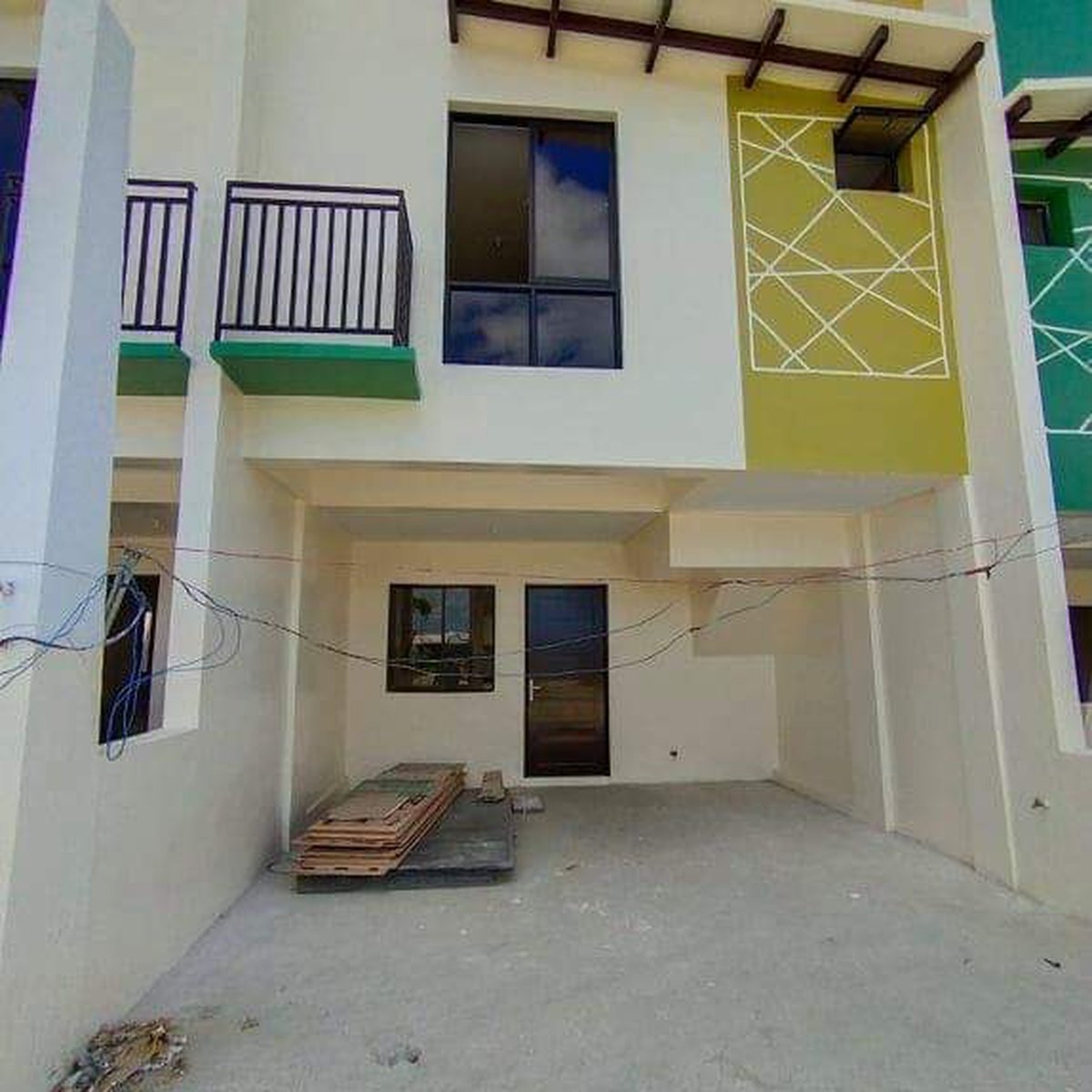 READY FOR OCCUPANCY TOWNHOUSE FOR SALE IN MARIKINA CALUMPANG [House And ...