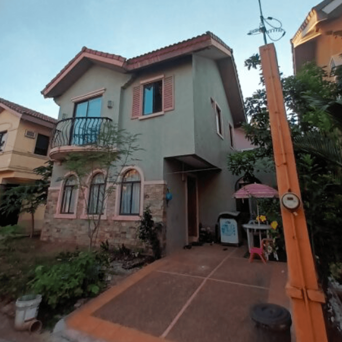 House For Sale in Santa Rosa Laguna