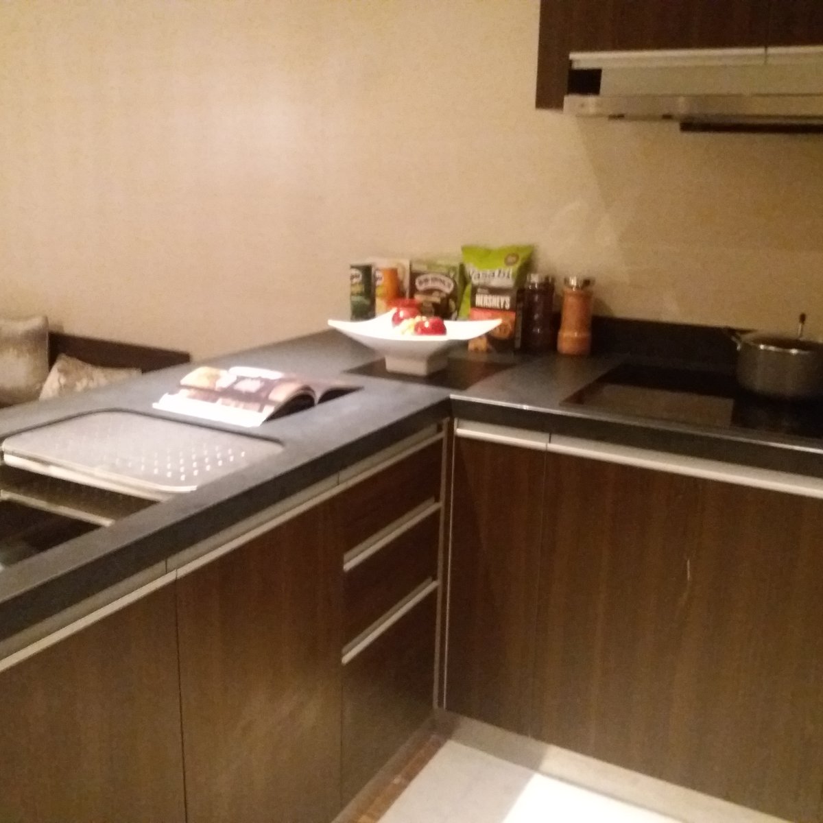 Condominium in BGC near St.Lukes [Condo 🏙️] (March 2023) in BGC