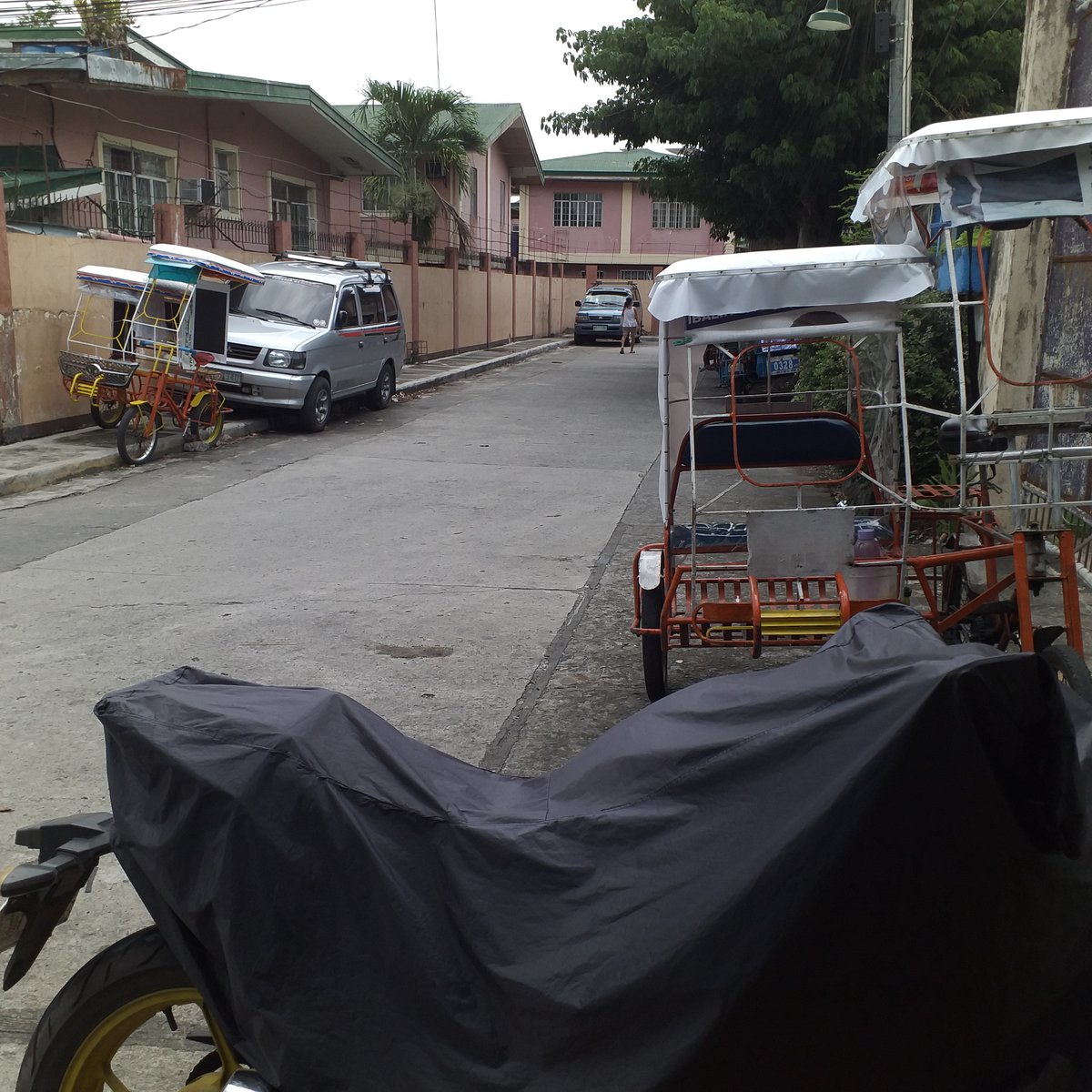 Ideal for residential or boarding house, near ateneo de naga backgate