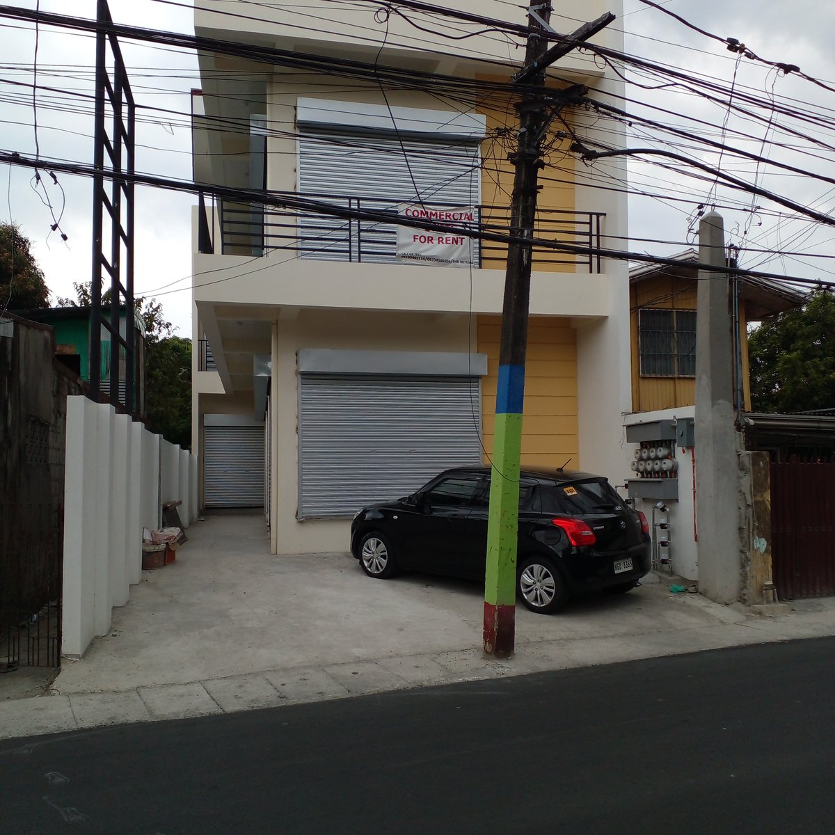 Commercial Building, 2 storey with roofdeck For sale in Imus, Cavite