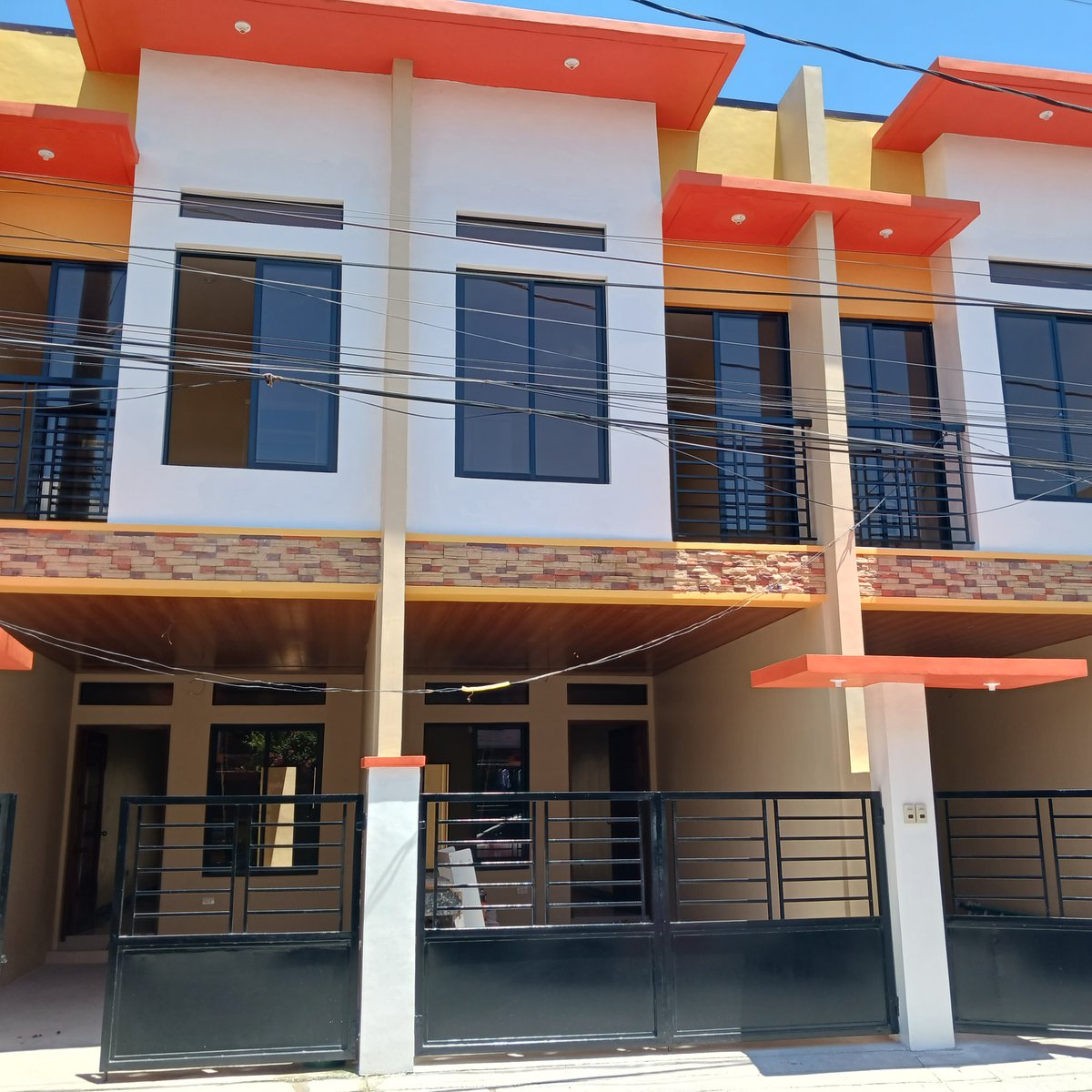 3-bedroom Townhouse For Sale in Las Pinas Metro Manila