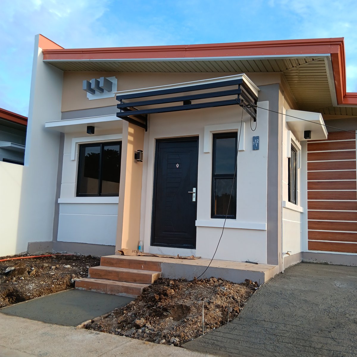 2-bedroom Single Attached House For Sale in Pila Laguna [House and Lot ...