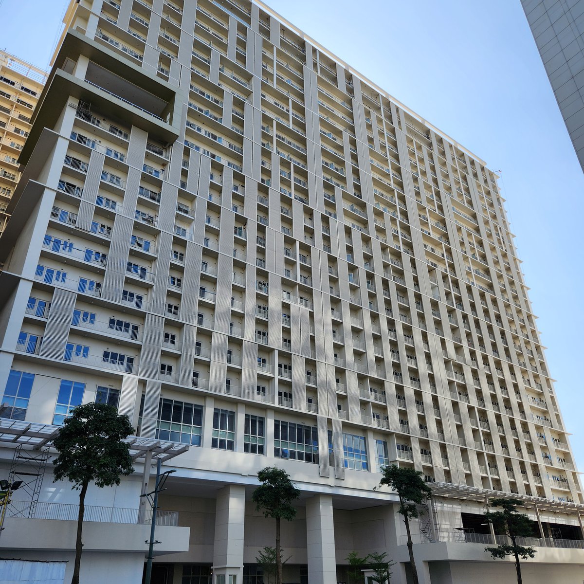 Photo inspiration: Picture Idea: 3 Bedroom Penthouse In Bgc W Unobstructed View Of Makati