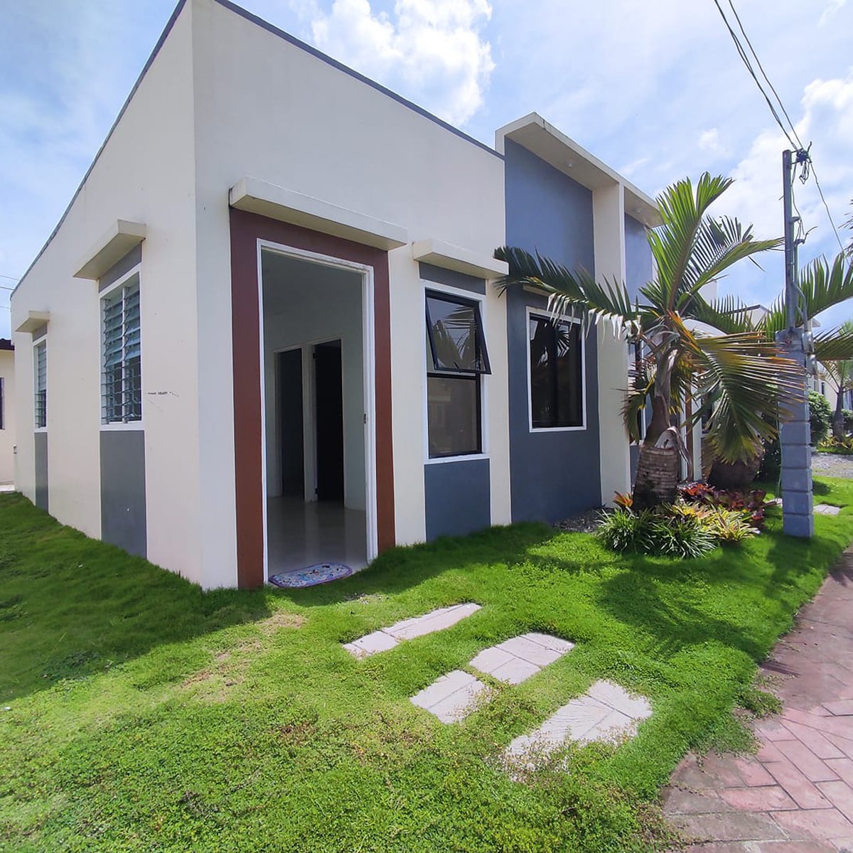 PROMO 2 Bedroom House & Lot in Bacolod City [House and Lot 🏘️] (March