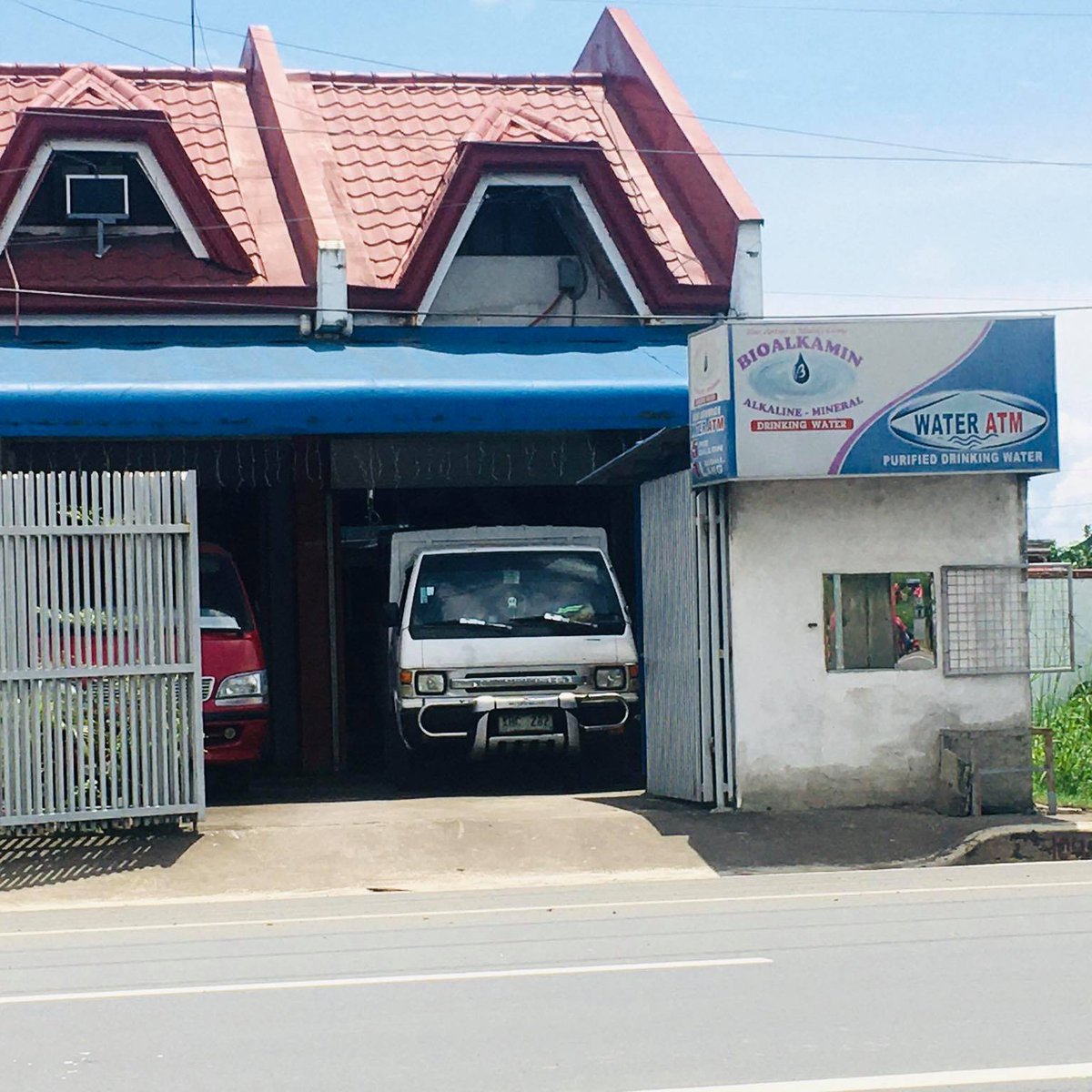 Commercial House for Sale in Candelaria Quezon [Houses and Lots 🏘️