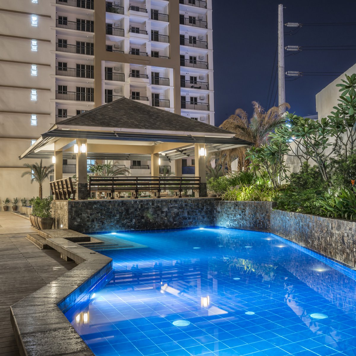 The Amaryllis 2BR Penthouse Level in New Manila Quezon City [Condo 🏙️