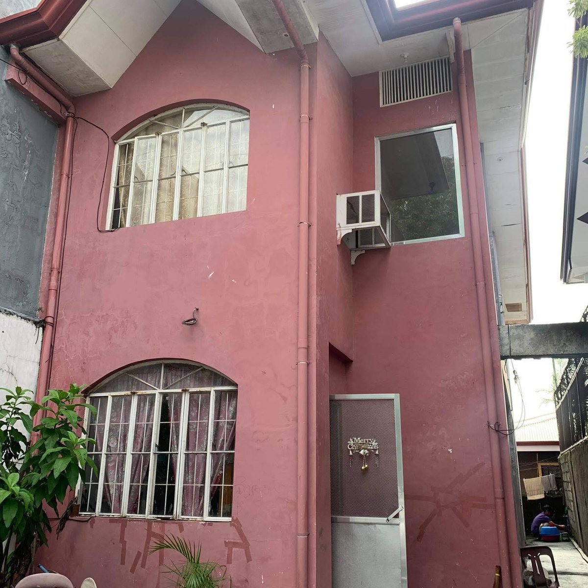 House and Lot for Sale in Paranaque City [House and Lot 🏘️] (March 2022