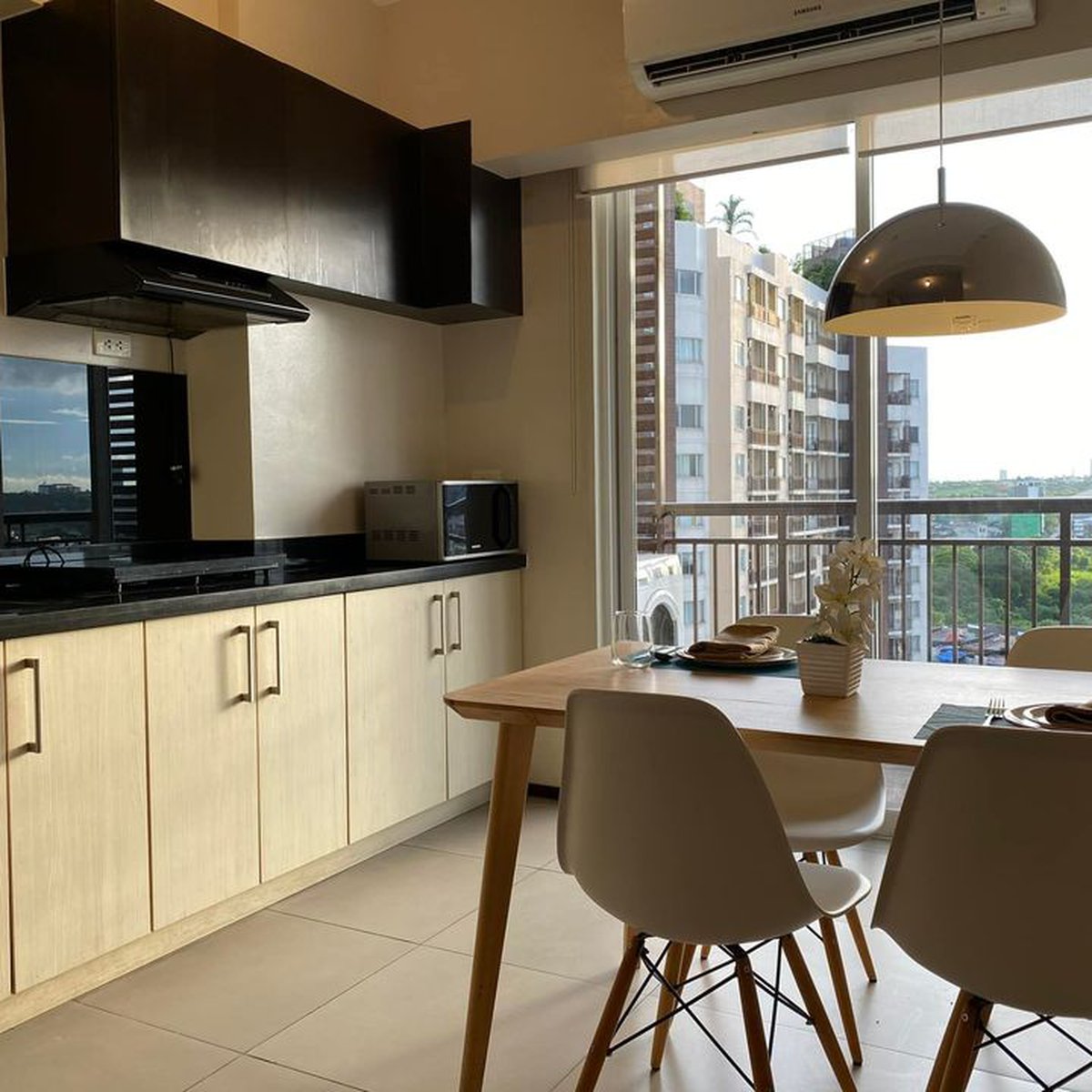 2 Bedroom Rent to Own Unit located in Circulo Verde Quezon City [Condos