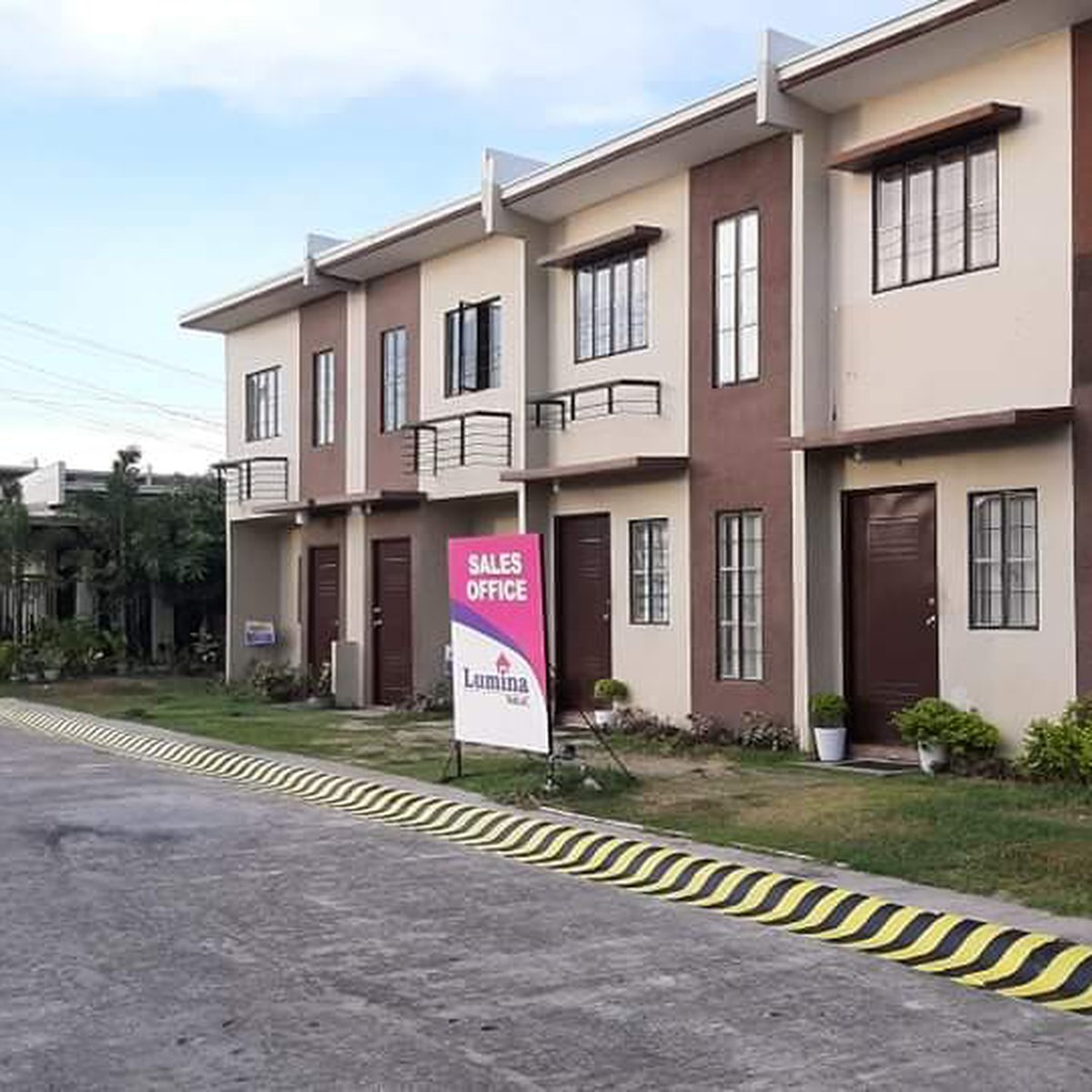 READY FOR OCCUPANCY 2BEDROOM TOWNHOUSE IN BAUAN, BATANGAS [House and