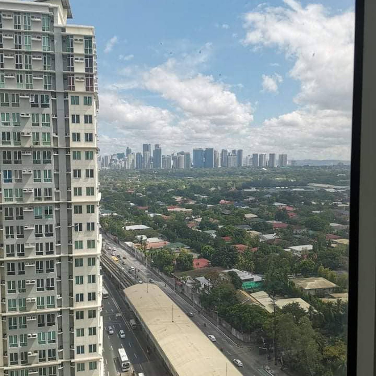 Affordable Condo 2 Bedroom 38 sqm Rent to Own in Makati City [Condo 🏙️