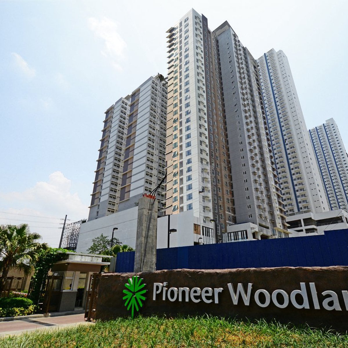 Studio Unit for Rent in Pioneer Woodlands Mandaluyong City [Condo 🏙️