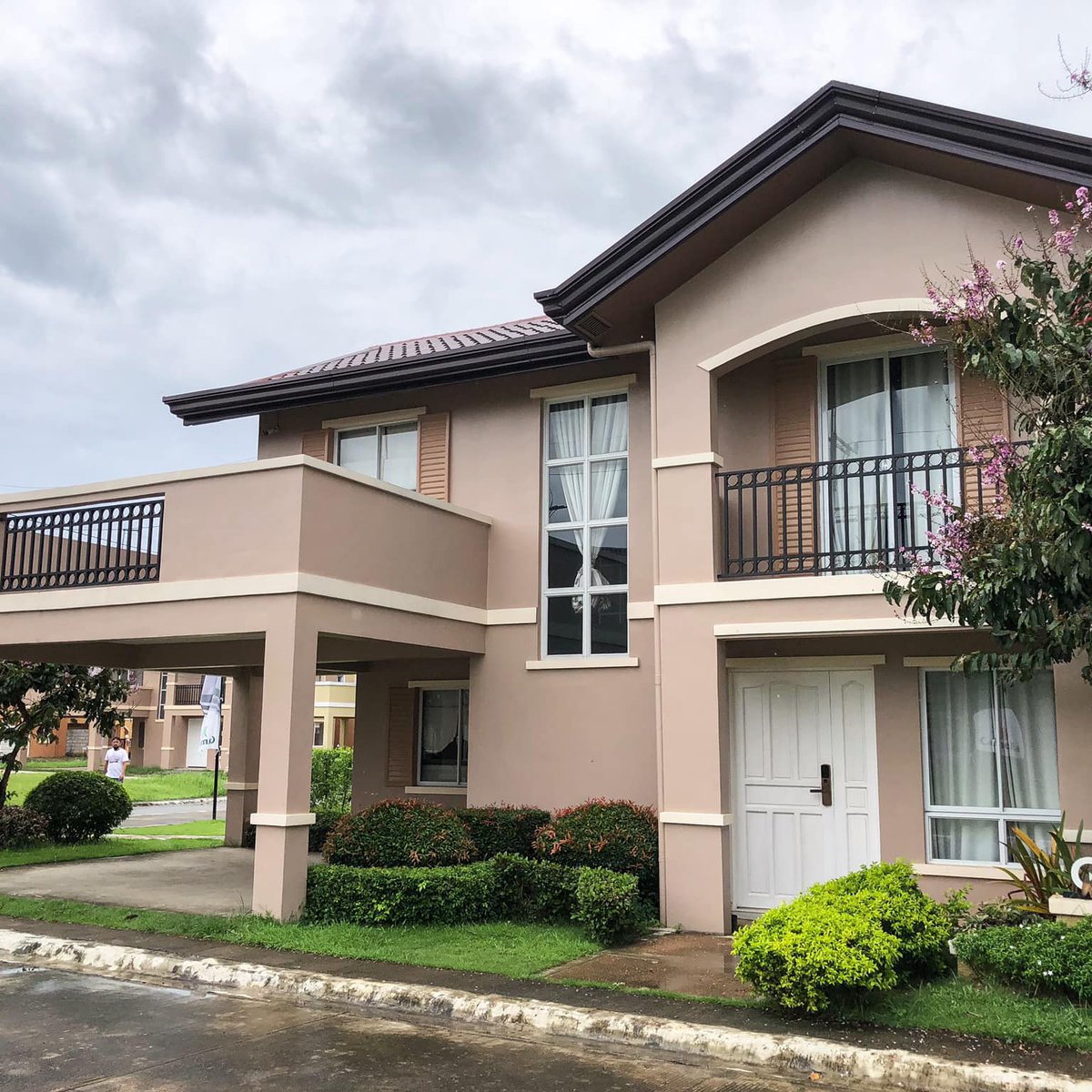 Furnished 5bedroom Single Detached House For Sale in Balanga Bataan