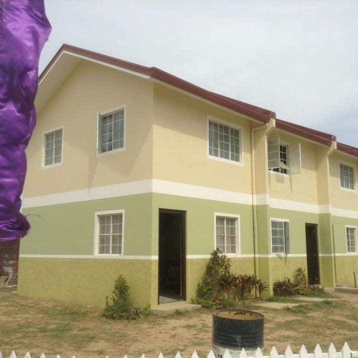 Pre-Selling 2-Bedroom Townhouse For Sale in Alaminos Laguna