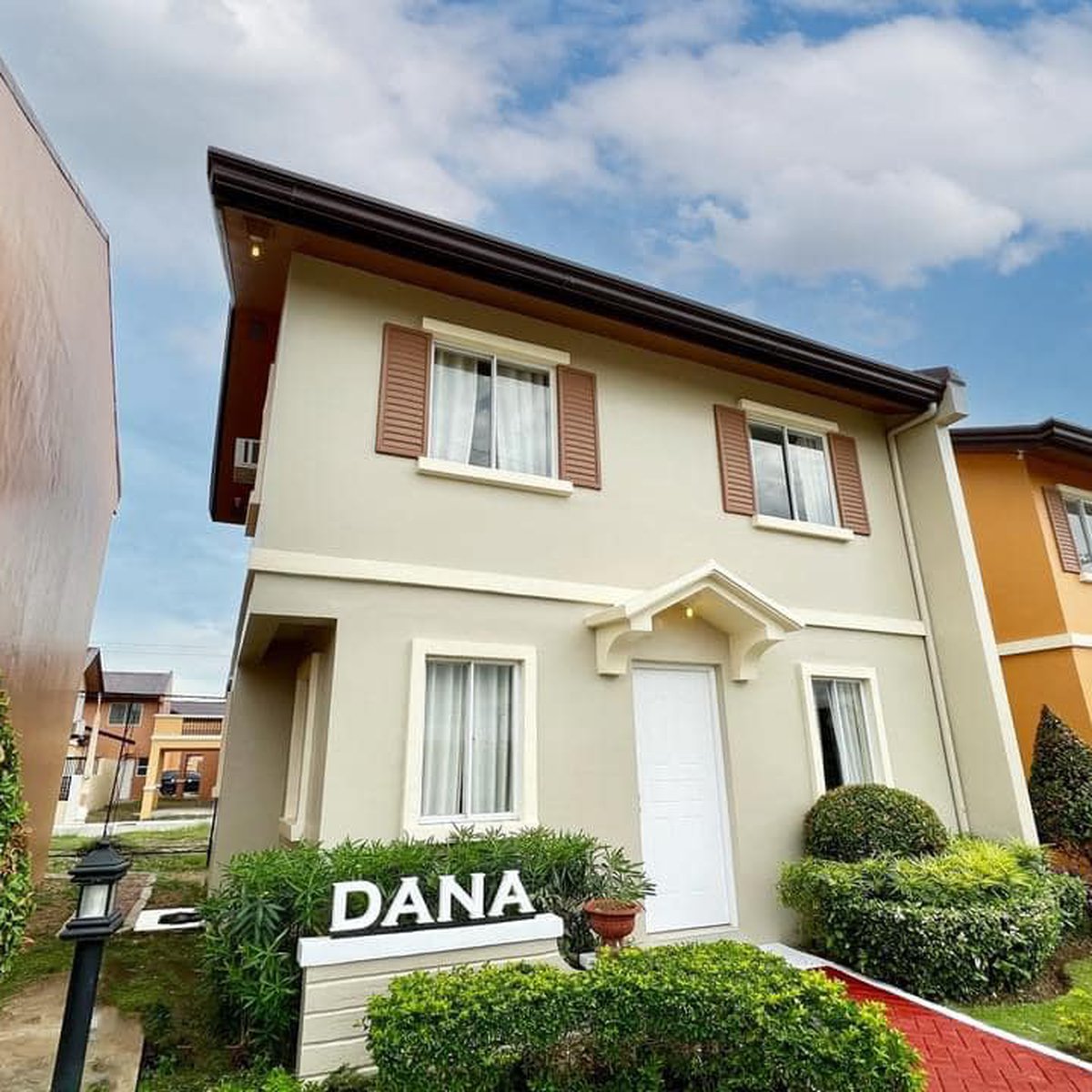 House and Lot for Sale in Nueva Ecija [House and Lot 🏘️] (June 2022) in Cabanatuan, Nueva Ecija
