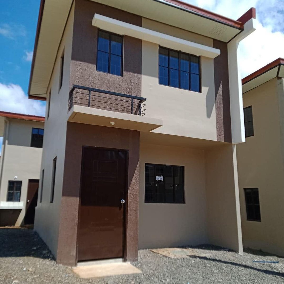 3-bedroom Single Detached House For Sale in Subic Zambales