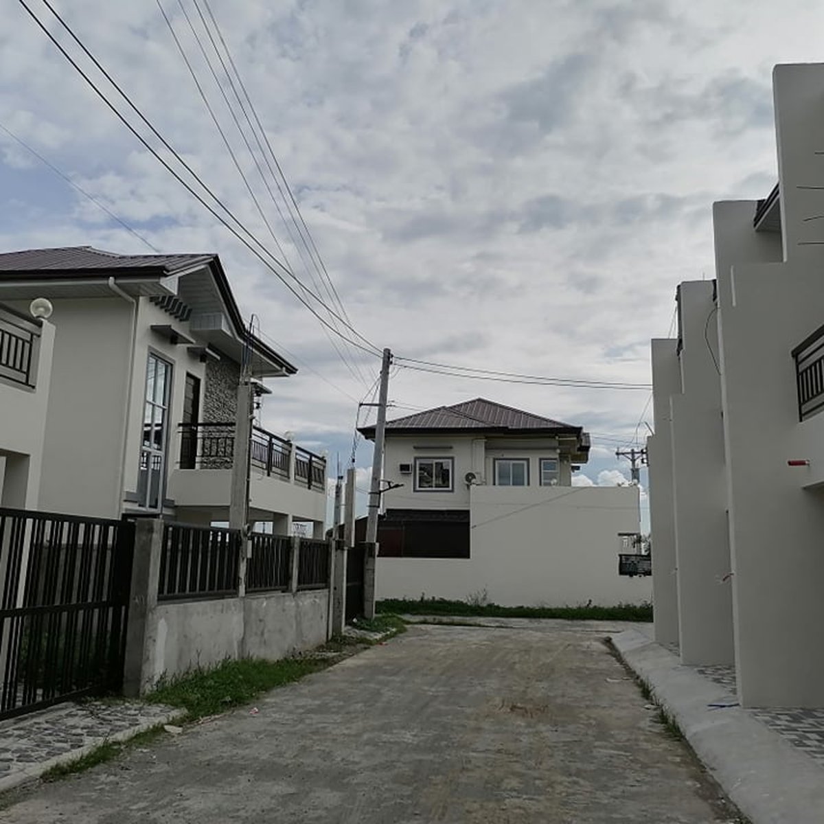 House and lot [House and Lot 🏘️] (September 2024) in Calasiao, Pangasinan for sale