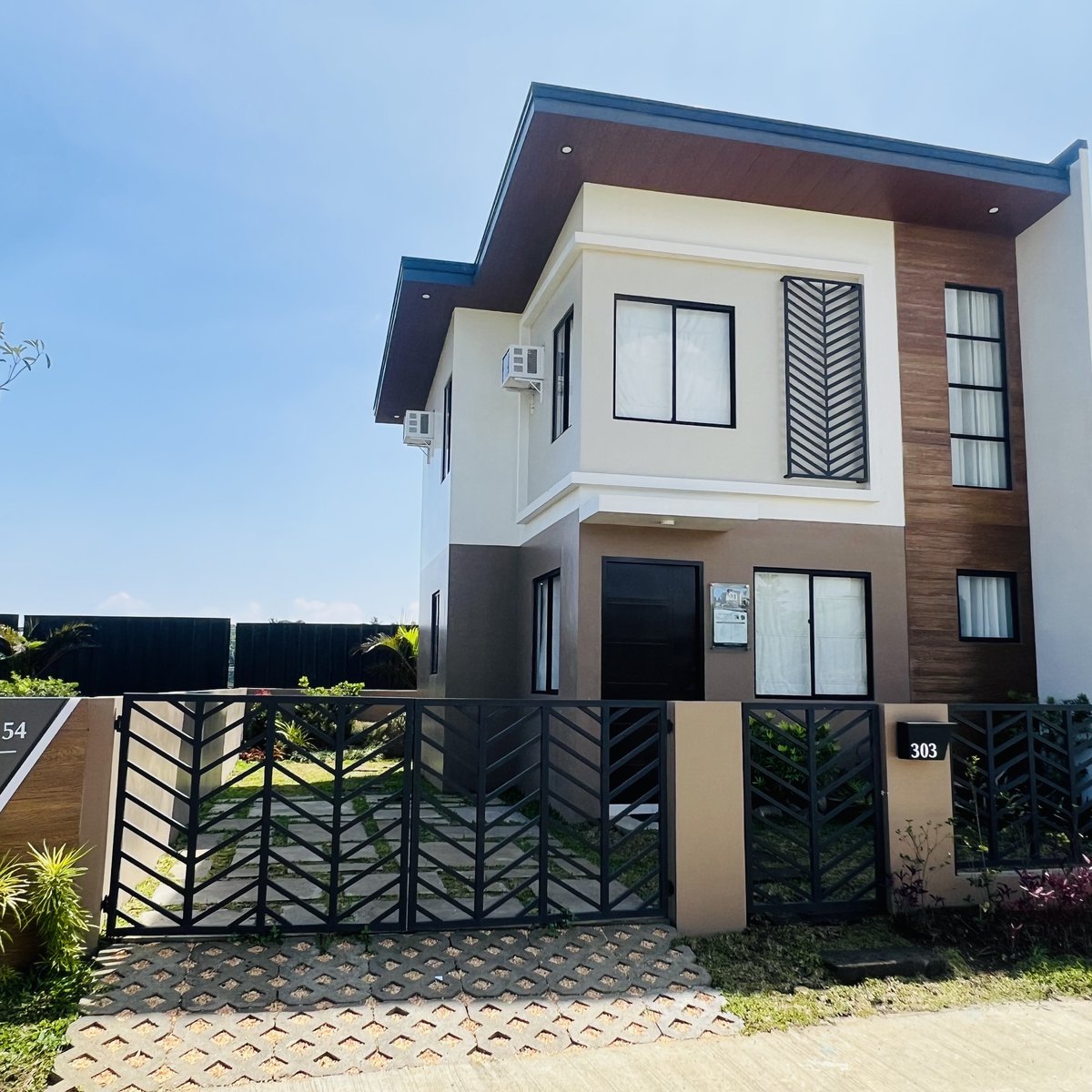 House and Lot FOR SALE Century PHIRST Cartland [House and Lot 🏘️