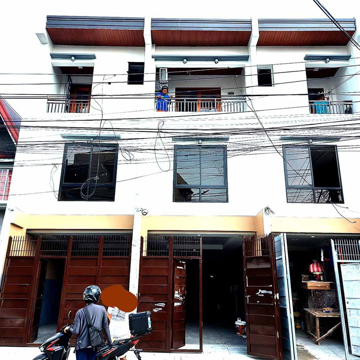 2 Car 4bedroom 3 Storey Townhouse For Sale in Cubao Quezon City [House and Lot 🏘️] (August 2024