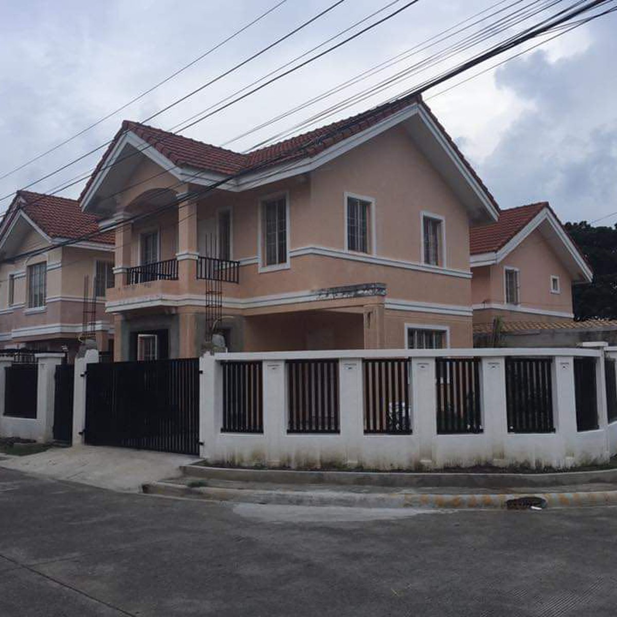 RFO 3bedroom/ 3 T&B/ Single Detached House For Sale in Oton Iloilo