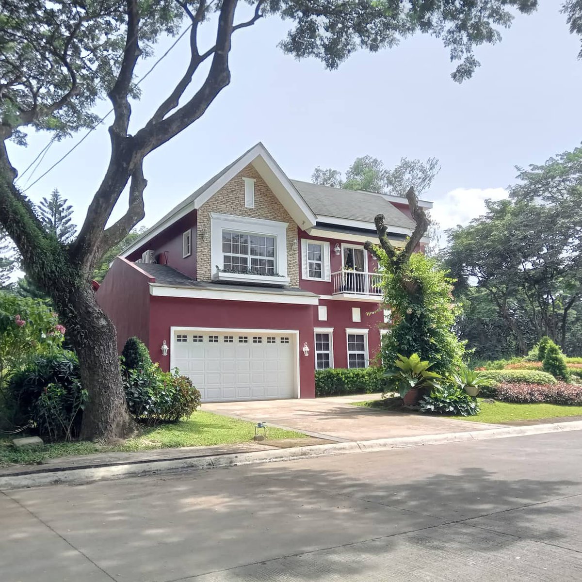 Promenade 4bedroom Single Detached House For Sale in Santa Rosa [House