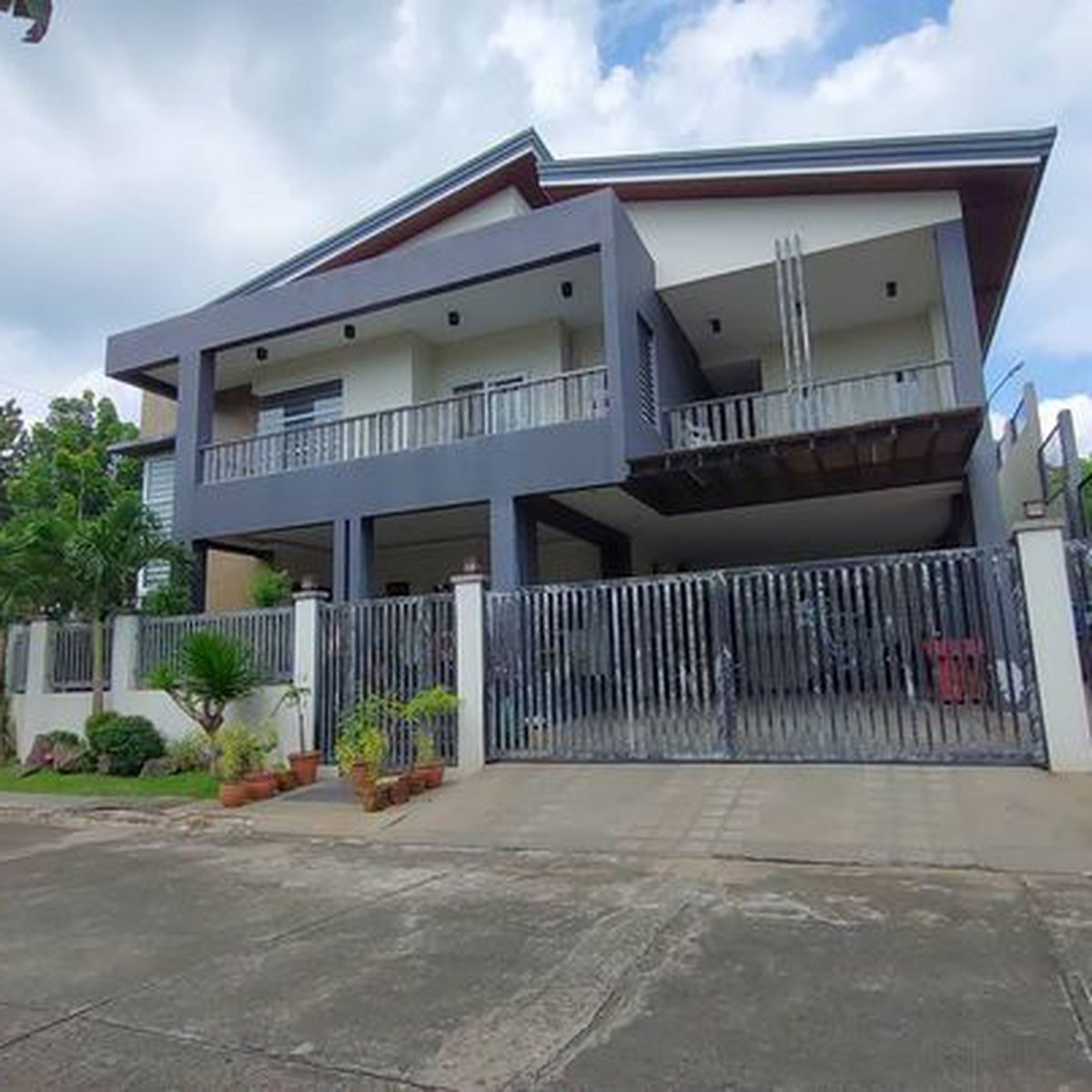 For Sale Fully furnished House and Lot in Mission Hills Antipolo City