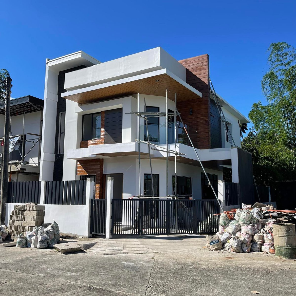 RFO 4bedroom Single Attached House For Sale in Cebu City Cebu [House and Lot 🏘️] (June 2023) in